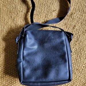 Case Logic Portable‎ Carrying Travel Case Walkman CD Player Discman Vtg Leather